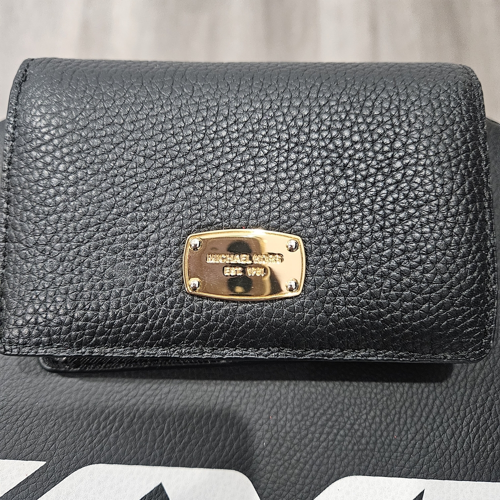 Michael Kors Black Wallet With Card Holder - Picture 4 of 4